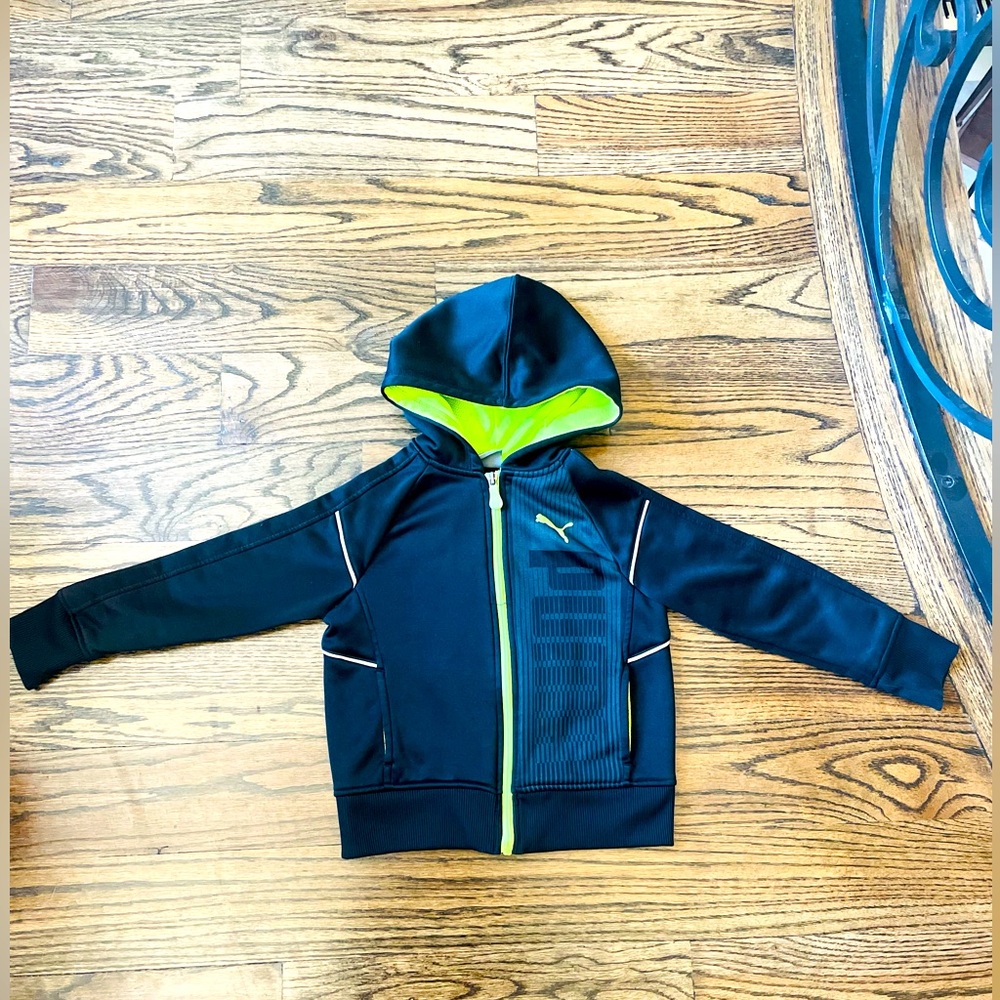 Puma track jacket with hoodie kid size 4T